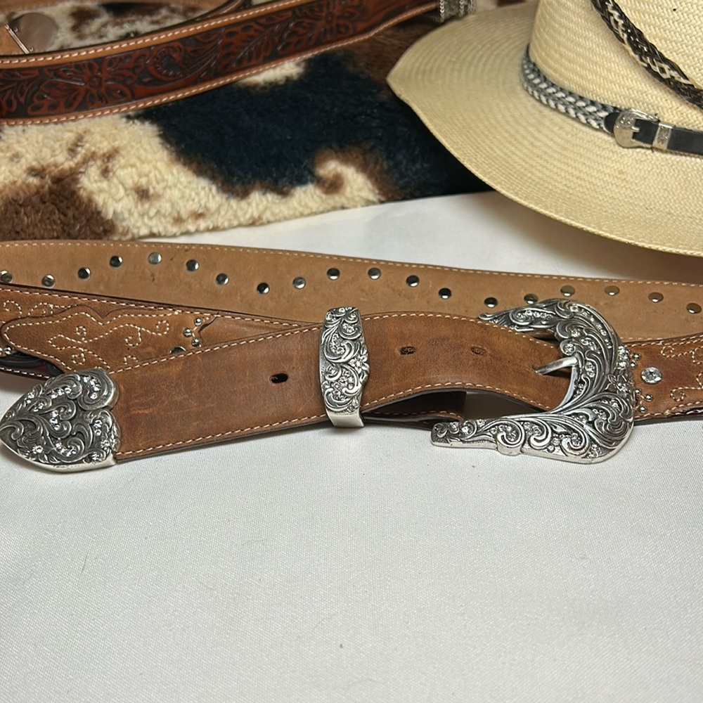 Tony Lama Brown Leather Western Belt with Silver Floral Buckle